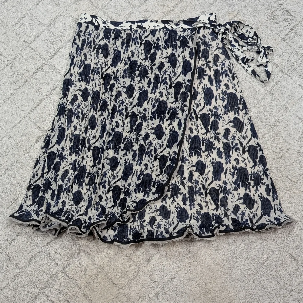 Tory Burch Skirt Womens 10 White Blue Floral Quincy Wrap Happy Times Flowy